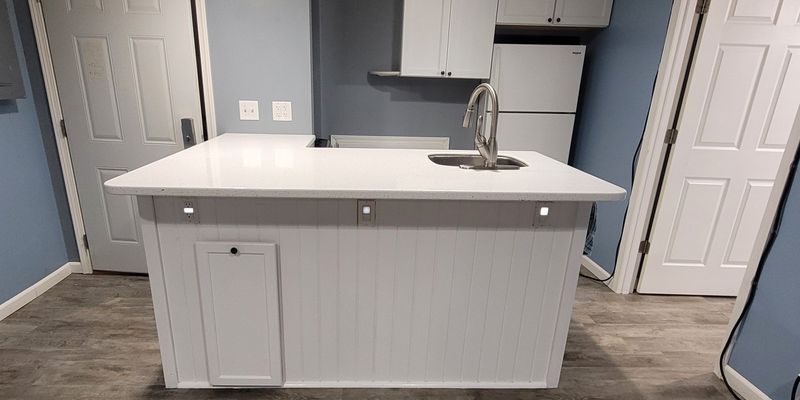 Norfolk House: 208 S 8th St