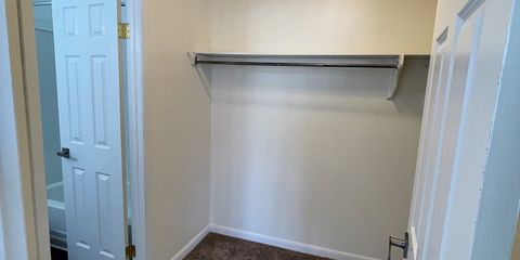 303 Master Closet.jpg