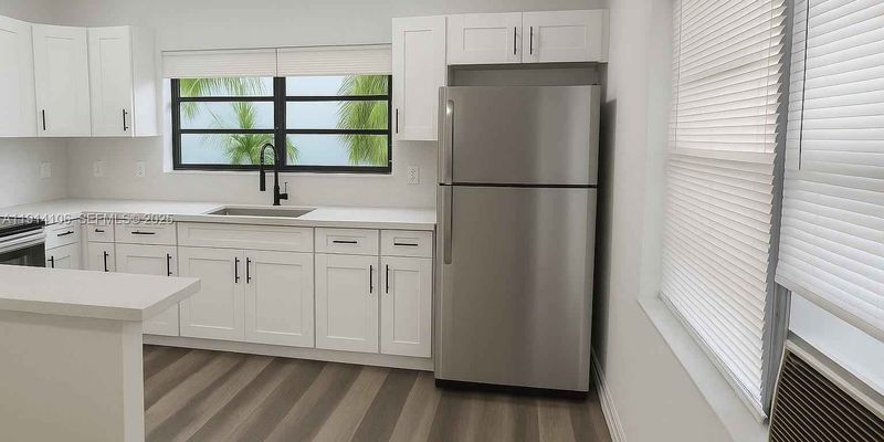 Hallandale Beach Apartment: 417 NW 2nd Ave