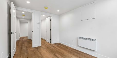 2-web-or-mls-669 E. 8th ave -2.jpg