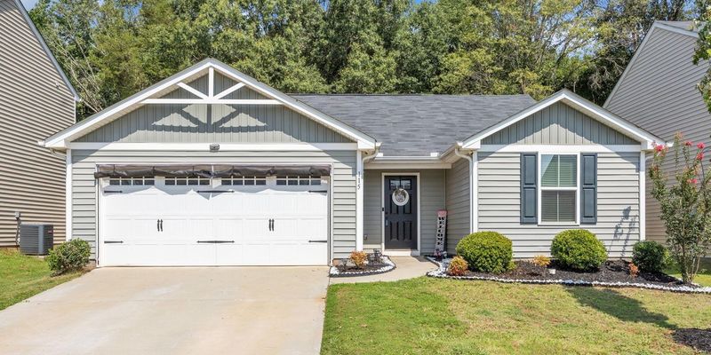 Greenville House: 115 Portchester Ln