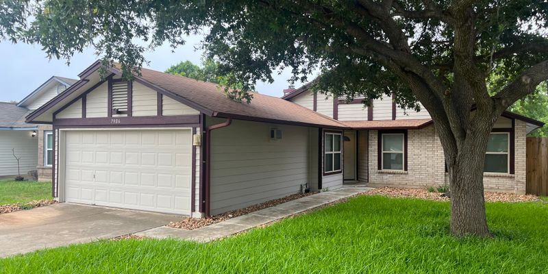 San Antonio House: 7986 Wayside Trail