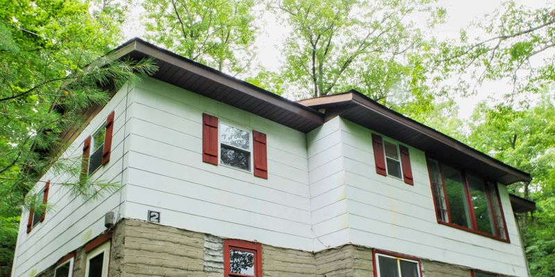 Monroe House: 2 Ascension Trail