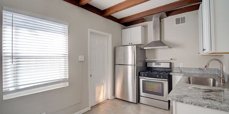 Phoenix Townhome: 2242 N Dayton St