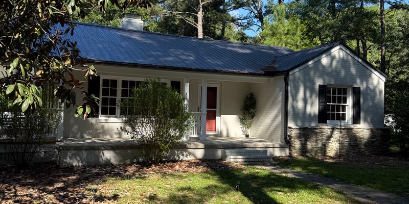 Moncure House: 145 Crutchfield Rd