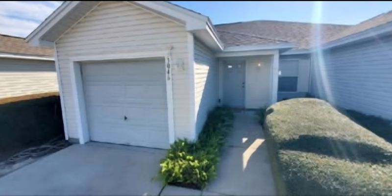 Lynn Haven House: 3046 Meadow St