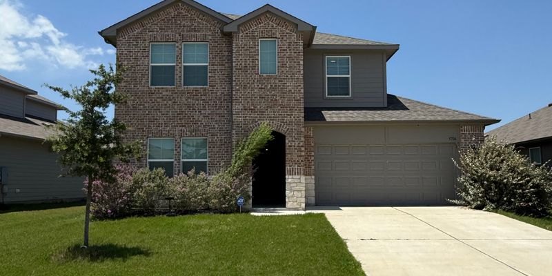 Austin House: 5704 Berriweather Dr