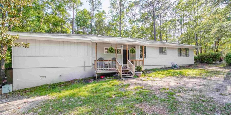 Pensacola House: 11552 Clear Creek Dr