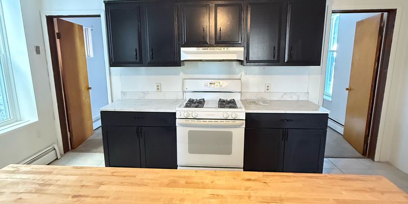 Watervliet Apartment: 1624 3rd Ave