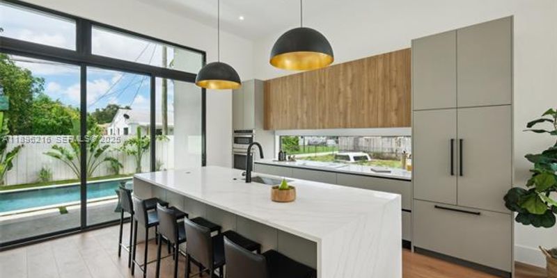 Miami House: 510 NW 50th St