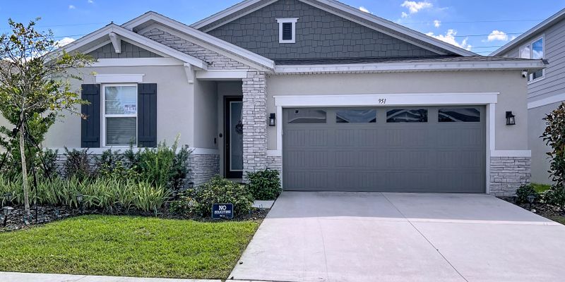 Lake Alfred House: 951 Griffon Ave.