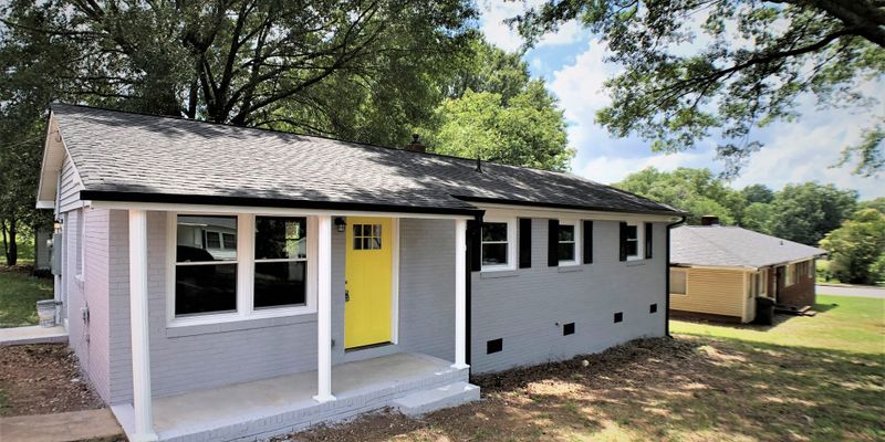 Kings Mountain House: 317 Ellis St