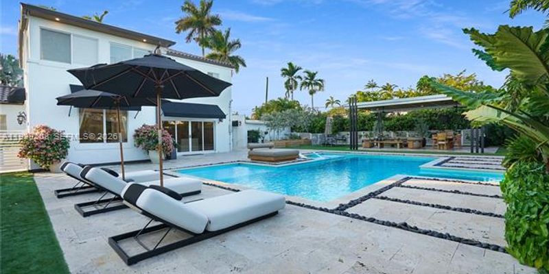 Miami House: 1201 NE 85th St
