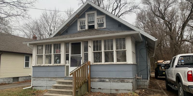 Battle Creek House: 49 Lourim Ct