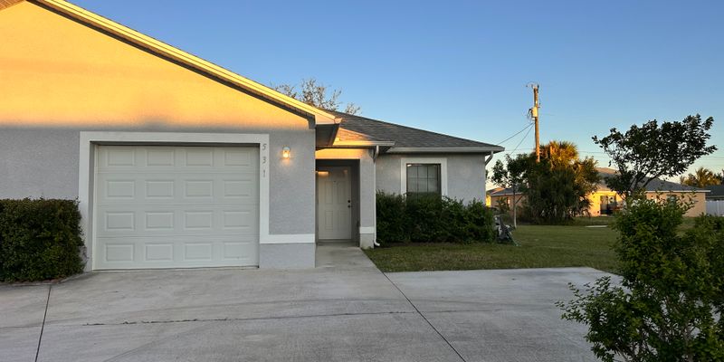 Cape Coral House: 531 SE 5th Pl