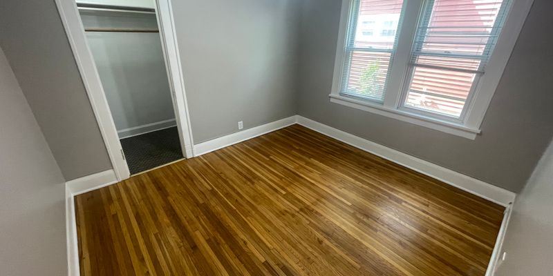 Minneapolis Apartment: 3706 N Penn Ave