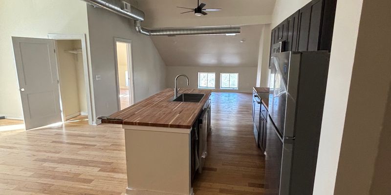 Cincinnati Apartment: 4124 Kirby Ave