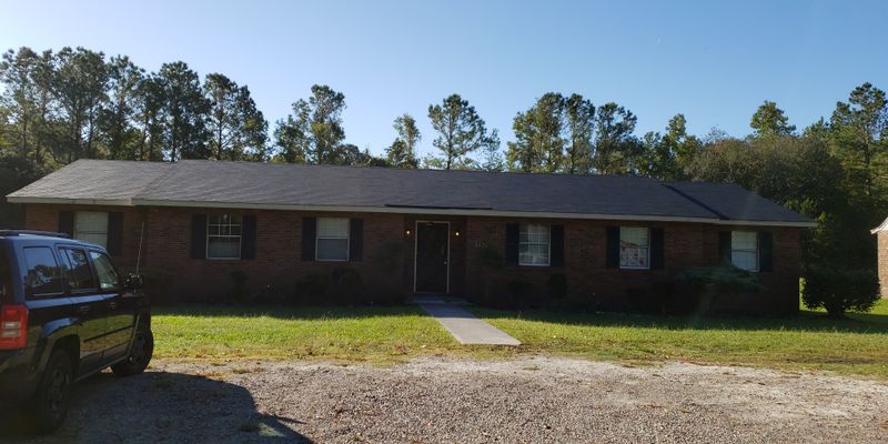 Castle Hayne House: 5422 Sidbury Road