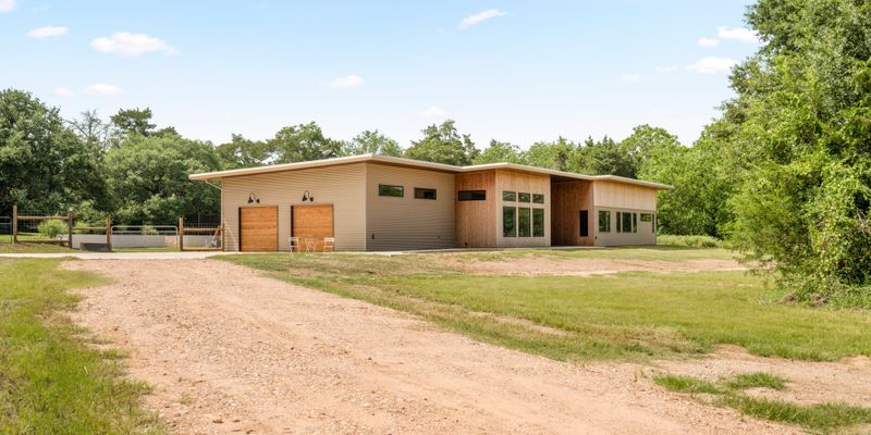 Cat Spring House: 11909 Frantz Rd