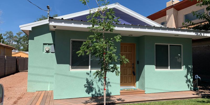 Albuquerque House: 1025 20th Street NW