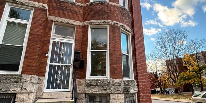 Baltimore Apartment: 292X Parkwood Ave