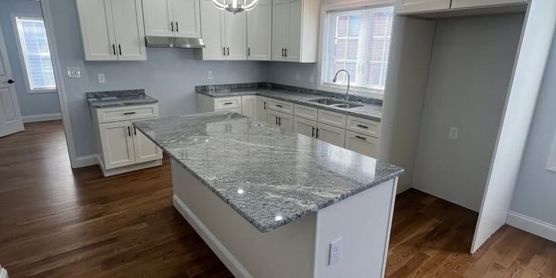 Fall River Apartment: 489 Spring St