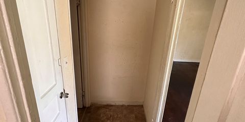 Hall.jpg