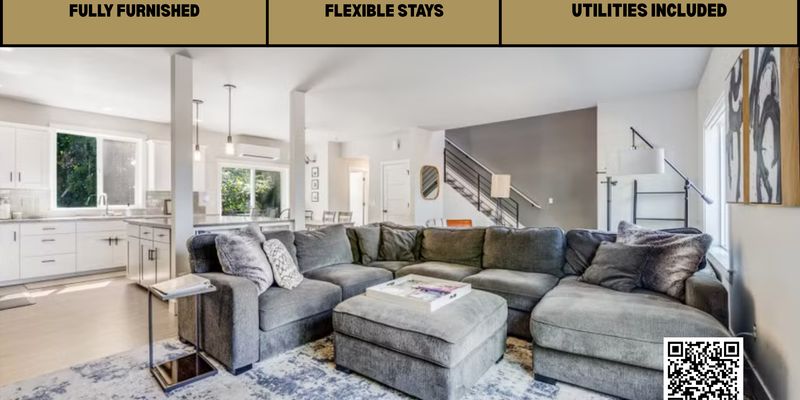 Tacoma House: 749 S Mason Ave