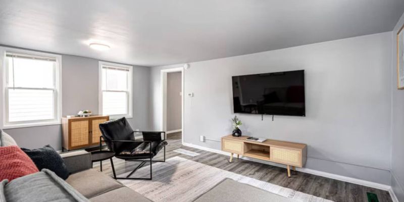 Milwaukee Multiplex: 1529 N Jefferson St