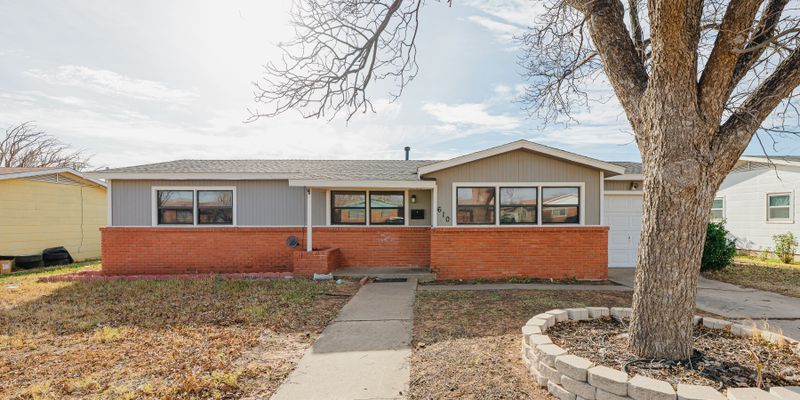 Odessa House: 610 E 54th