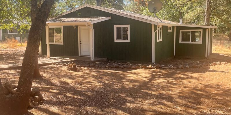Oroville House: 365 Robinson Mill Rd