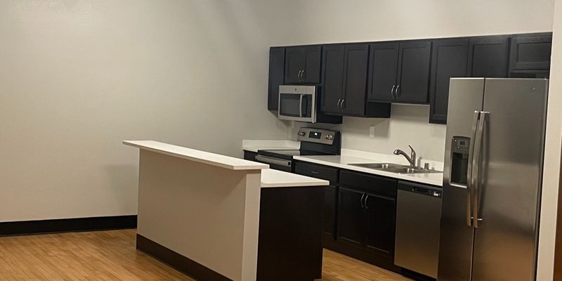 Winona Apartment: 317 Market St