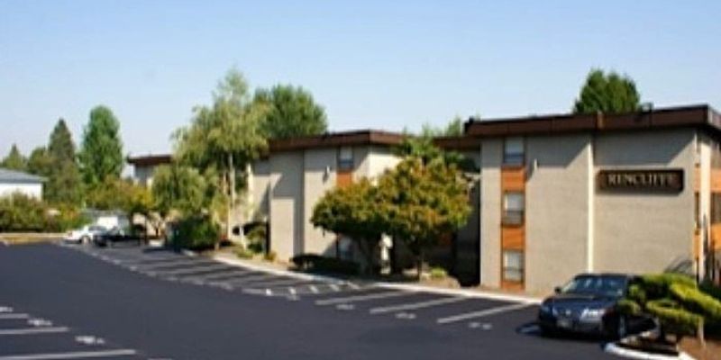 Renton Apartment: 390 Taylor Avenue Northwest