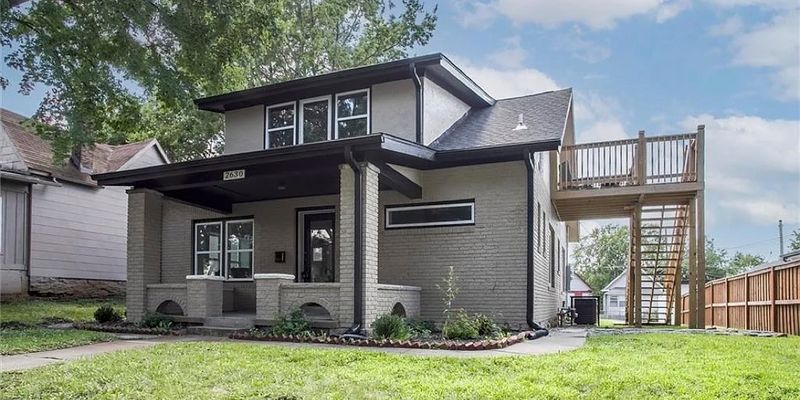 Kansas City Apartment: 2630 Madison Ave