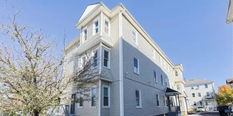 Fall River Apartment: 764 Plymouth Ave