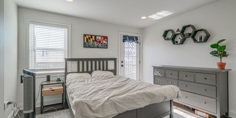 631 Eaton (23).jpg