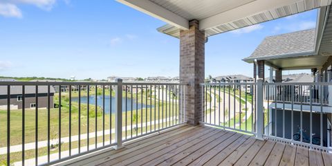 11-130 2871 Spring Rose Cir.jpg