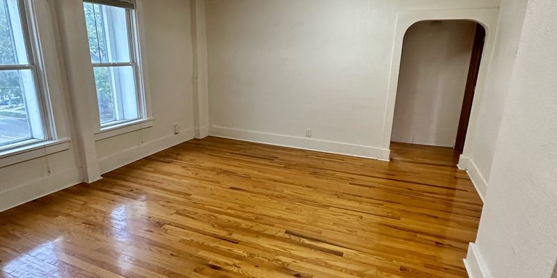 Dubuque Apartment: 1635 White St