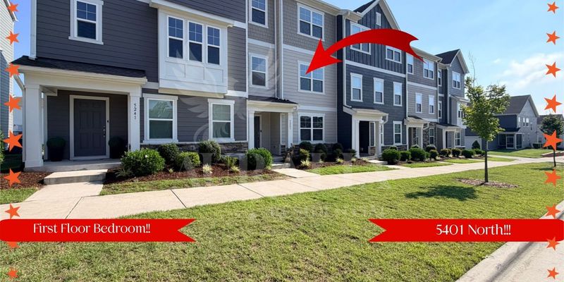Raleigh House: 5243 Forsyth Park St