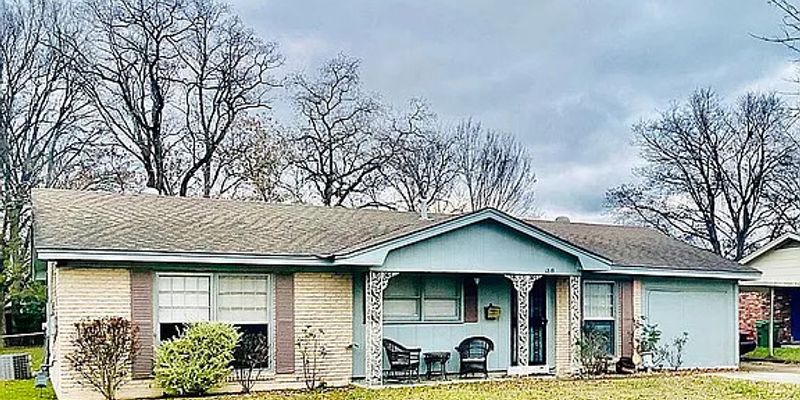 Montgomery House: 1219 Biscayne Dr