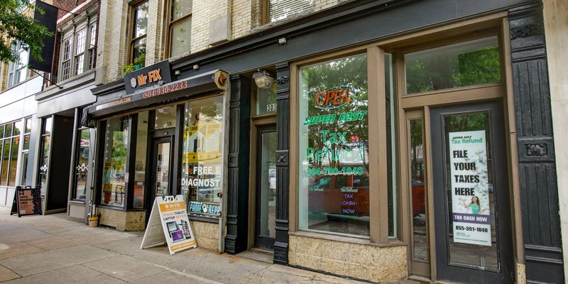 Richmond Apartment: 308 E Broad St