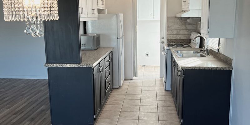 Thousand Palms House: 32545 Westchester Dr