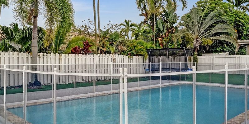 Hollywood House: 3501 N Park Rd