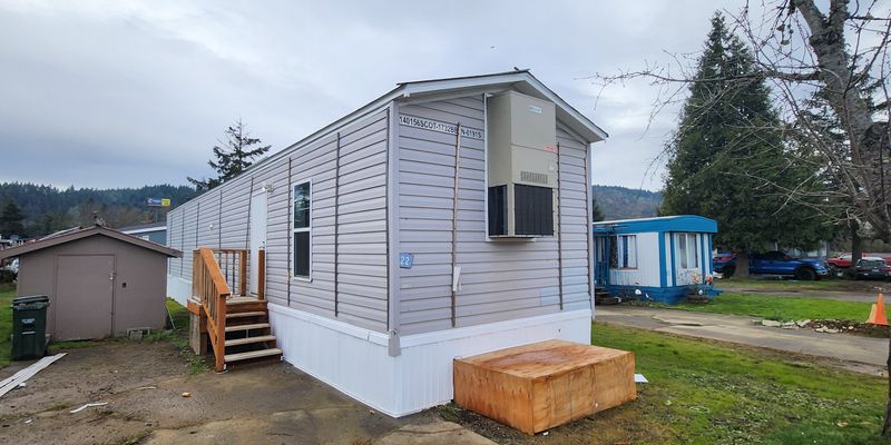 Sutherlin House: 819 S Comstock Rd