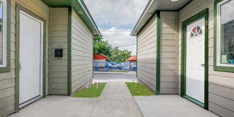 2910-s-laredo-st-san-antonio-tx-78207-MLS-1.jpg