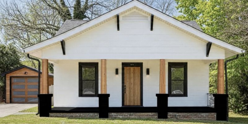 Greensboro Apartment: 2710 Hayden St