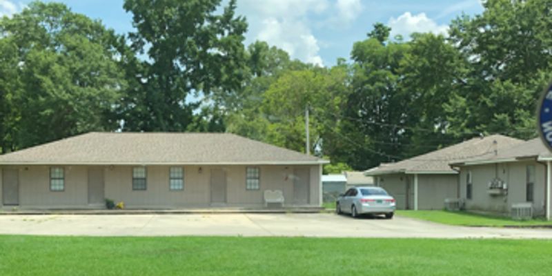 Cullman Apartment: 1515 Warnke Rd NW