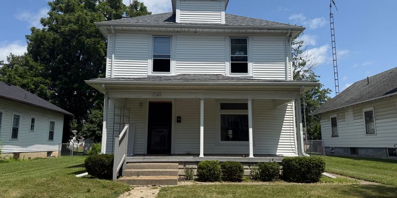 Richmond House: 718 SW A St