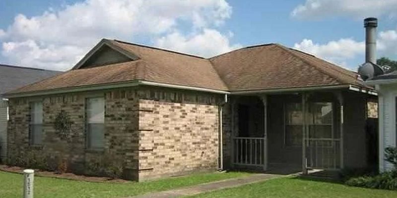 Beaumont House: 1512 Bryant Way