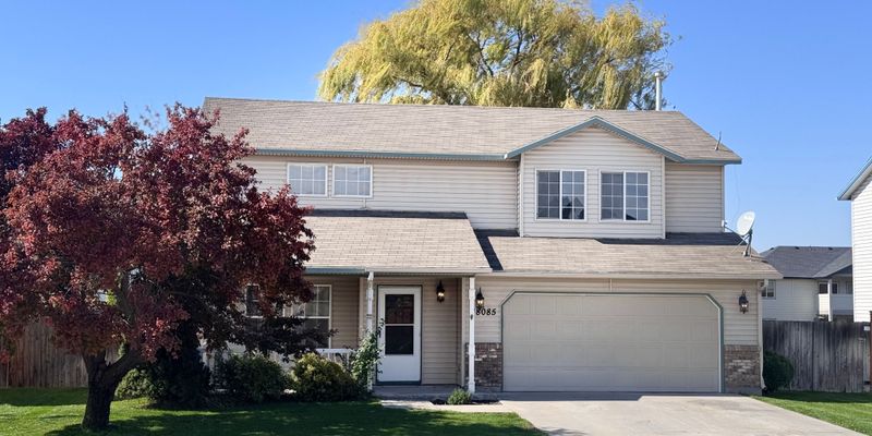 Nampa House: 18085 Royal Way
